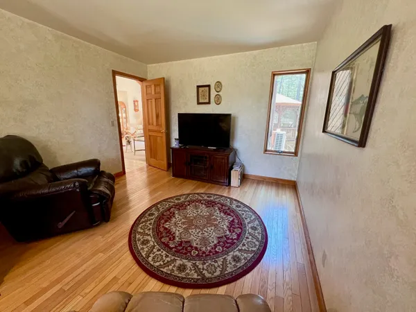 $449,000 | 90 Hemlock Road, Vernon, VT 05354