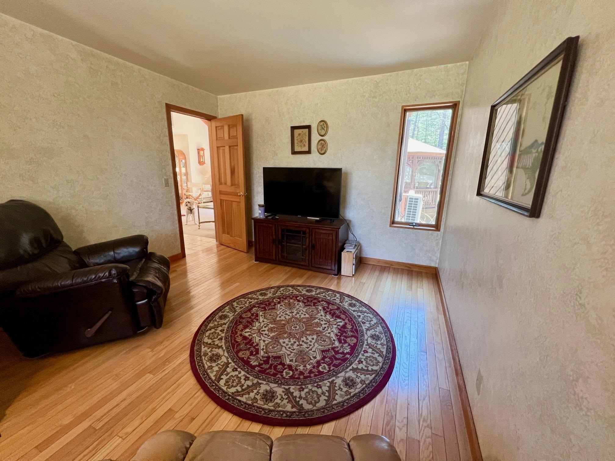 90 Hemlock Road Vernon, VT 05354 - Photo 17 of 36