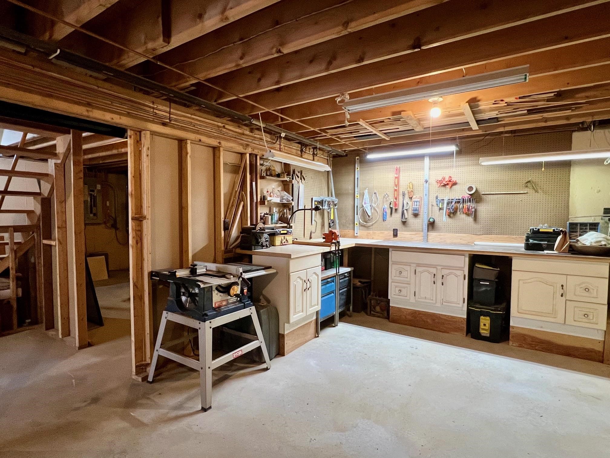 90 Hemlock Road Vernon, VT 05354 - Photo 28 of 36