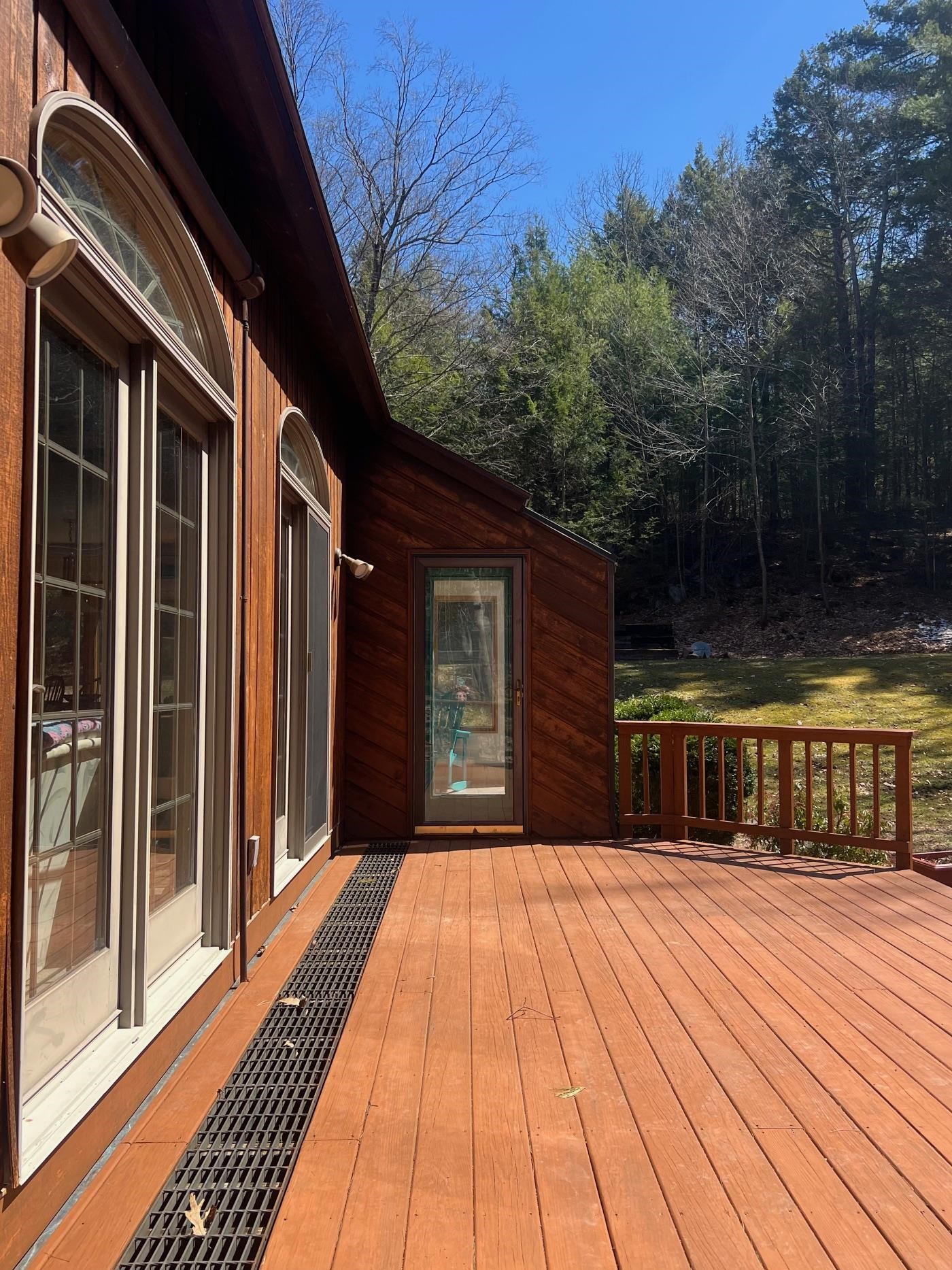 90 Hemlock Road Vernon, VT 05354 - Photo 29 of 36