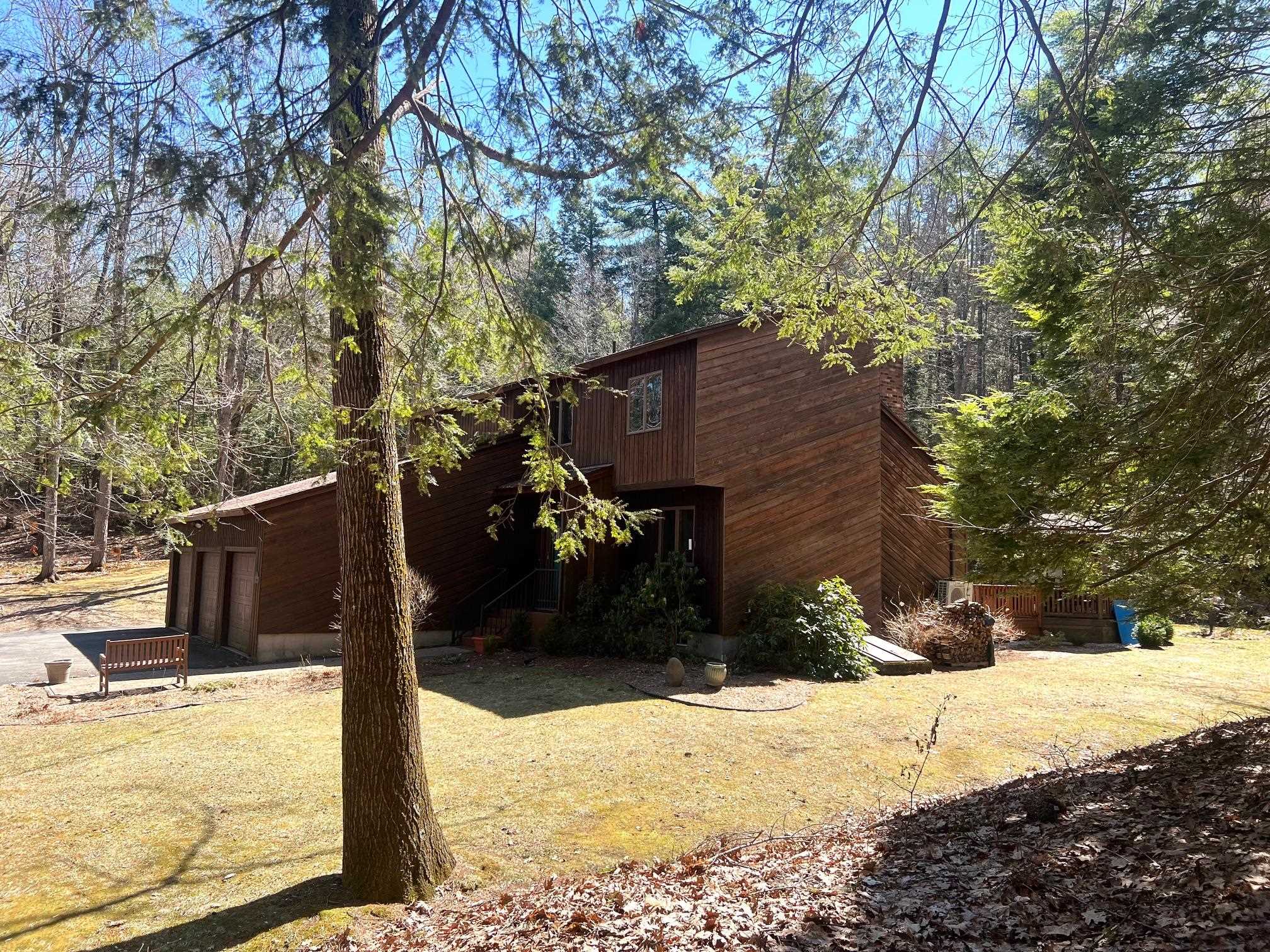 90 Hemlock Road Vernon, VT 05354 - Photo 6 of 36