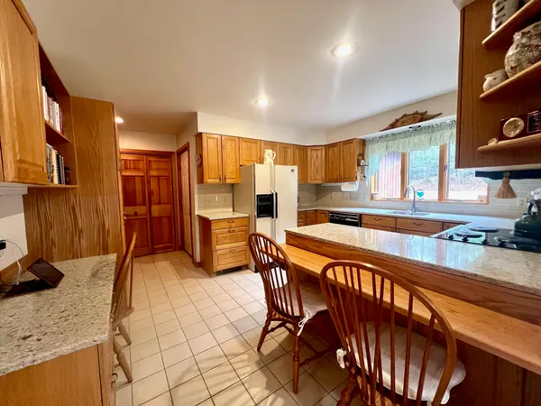 $449,000 | 90 Hemlock Road, Vernon, VT 05354