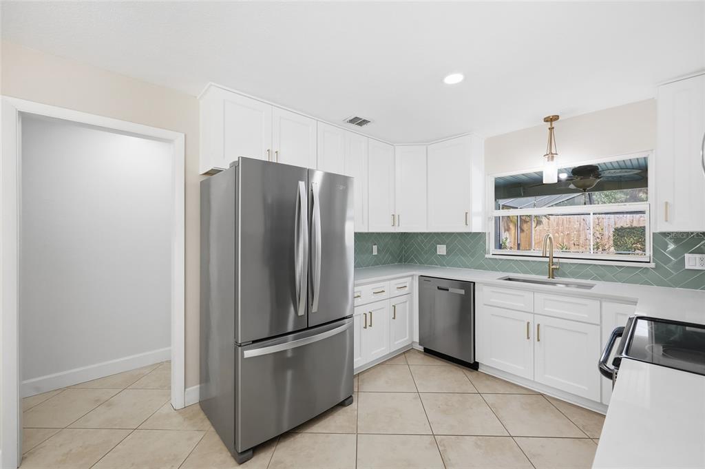 1703 Wind Drift Road Belle Isle, FL 32809 - Photo 23 of 46