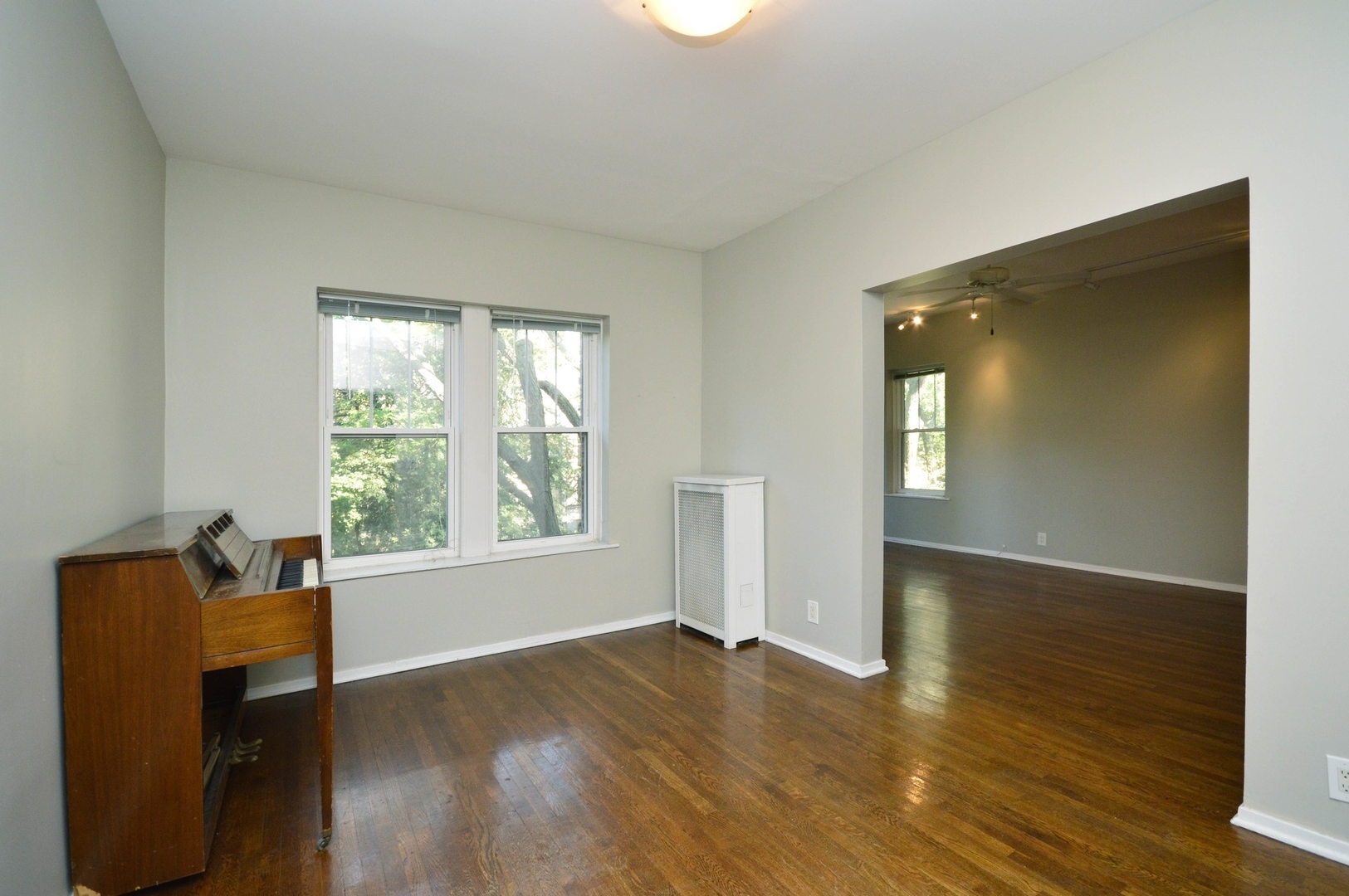 537 West Brompton Avenue, Unit 2N Chicago, IL 60657 - Photo 7 of 21