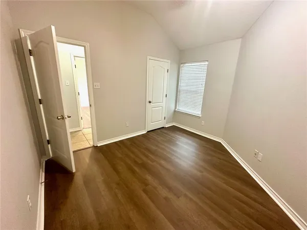 $2,385 | 6830 Round Table Street, Corpus Christi, TX 78414