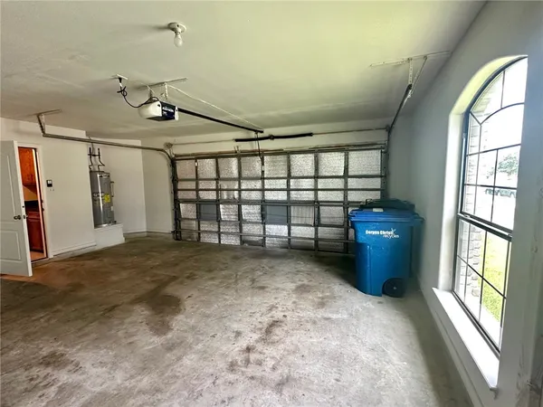 $2,385 | 6830 Round Table Street, Corpus Christi, TX 78414