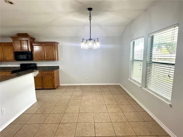 $2,385 | 6830 Round Table Street, Corpus Christi, TX 78414