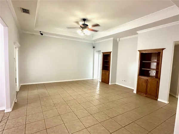 $2,385 | 6830 Round Table Street, Corpus Christi, TX 78414