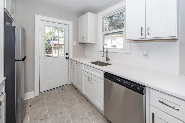 $2,295 | 2322 Sorentrue Avenue, North Charleston, SC 29405