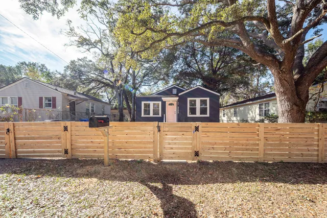 $2,295 | 2322 Sorentrue Avenue, North Charleston, SC 29405