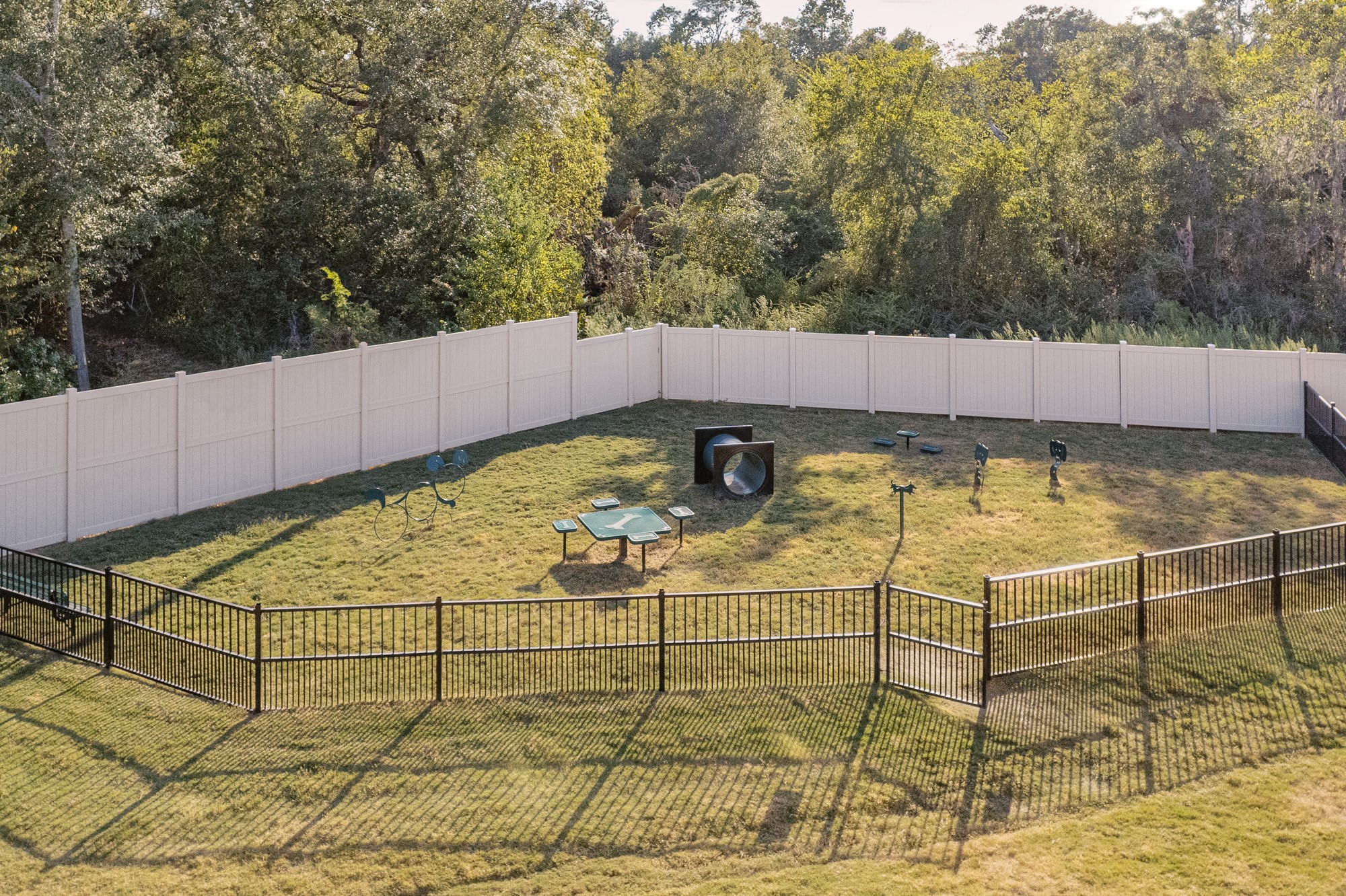 12603 Telge Road, Unit 21E Cypress, TX 77429 - Photo 27 of 32 a view of a swimming pool