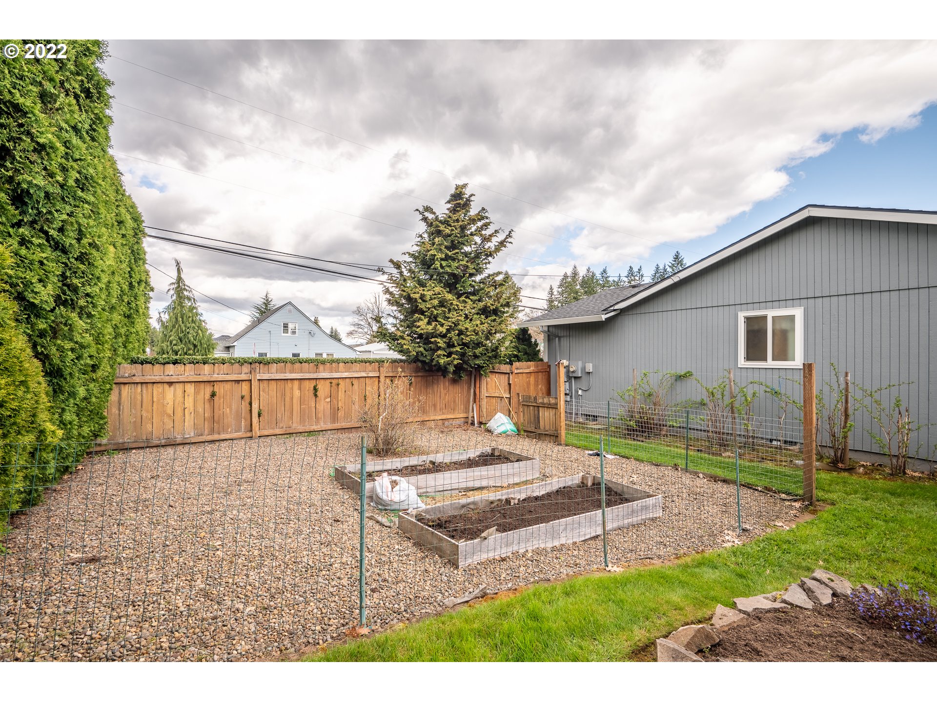 3950 Southeast Hillyard Road Gresham, OR 97080 - Photo 8 of 32 Gallery Image 8