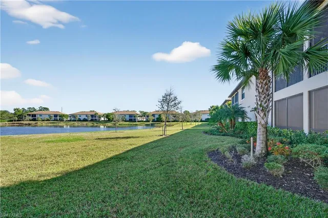 $499,000 | 2361 Anguilla Drive, Unit 102, Naples, FL 34120