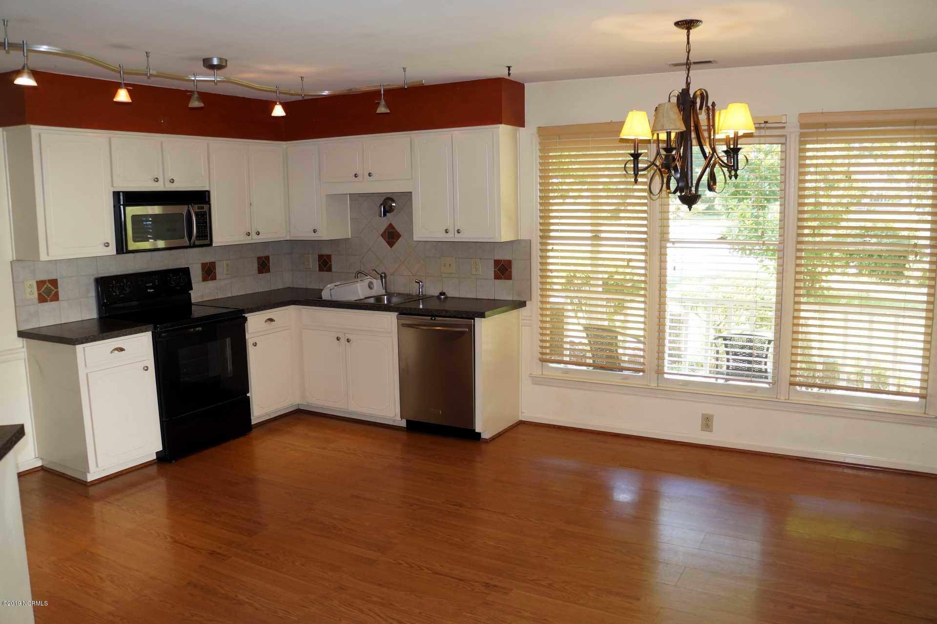 315 Mt Pleasant Road New Bern, NC 28560 - Photo 8 of 23 Breakfast Nook