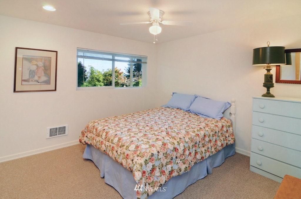 9340 Misery Point Road Northwest Seabeck, WA 98380 - Photo 16 of 24 Gallery Image 16