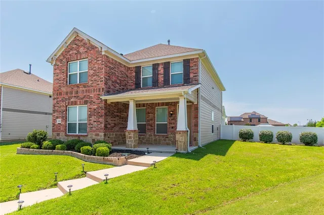 $2,500 | 2329 Telfair Way, Aubrey, TX 76227