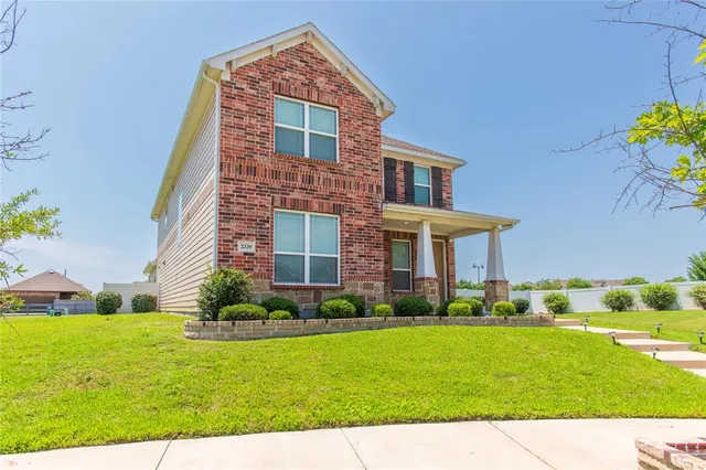 $2,500 | 2329 Telfair Way, Aubrey, TX 76227