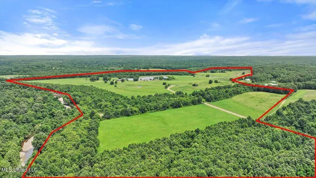 $1,850,000 | 499 Breakwater Drive, Benton, MS 39039