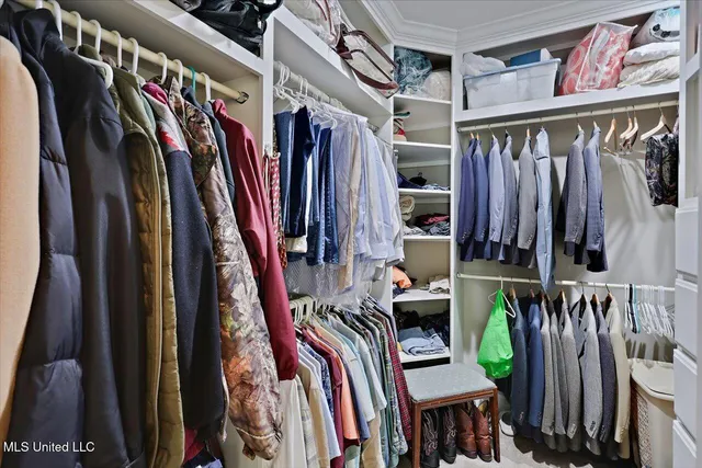 $1,850,000 | 499 Breakwater Drive, Benton, MS 39039