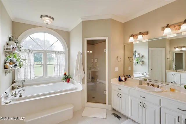 $1,850,000 | 499 Breakwater Drive, Benton, MS 39039