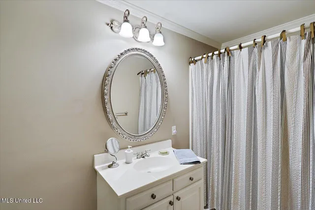 $1,850,000 | 499 Breakwater Drive, Benton, MS 39039