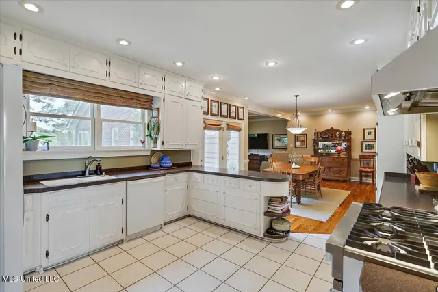 $1,850,000 | 499 Breakwater Drive, Benton, MS 39039