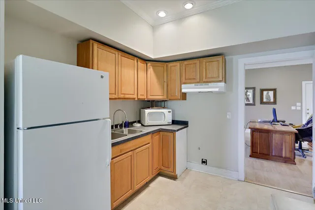 $1,850,000 | 499 Breakwater Drive, Benton, MS 39039