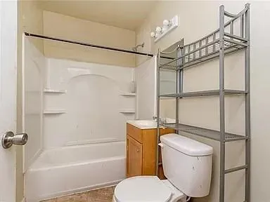 $1,075 | Undisclosed Address, Hammond, LA 70401