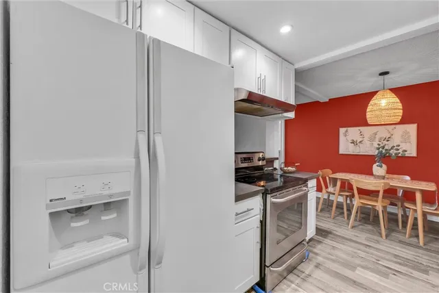 $405,000 | 1030 West MacArthur Boulevard, Unit 5, Santa Ana, CA 92707