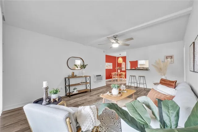 $405,000 | 1030 West MacArthur Boulevard, Unit 5, Santa Ana, CA 92707