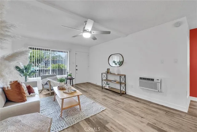 $405,000 | 1030 West MacArthur Boulevard, Unit 5, Santa Ana, CA 92707