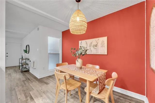 $405,000 | 1030 West MacArthur Boulevard, Unit 5, Santa Ana, CA 92707