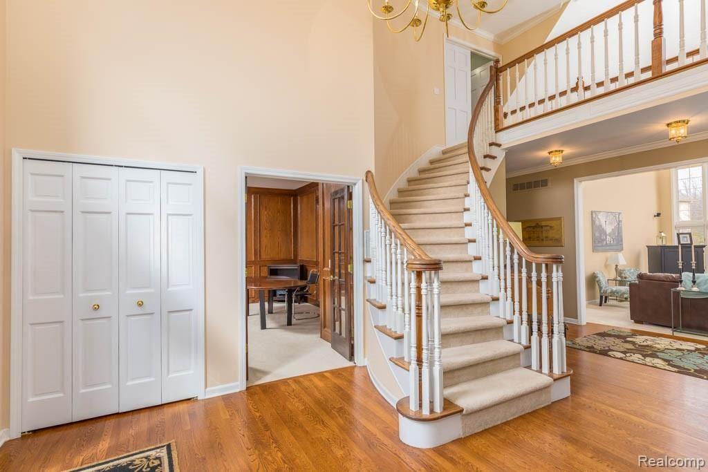 3700 Newcastle Drive Rochester Hills, MI 48306 - Photo 6 of 68
