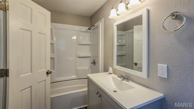 $213,000 | 1302 East Pierce Street, Kirksville, MO 63501