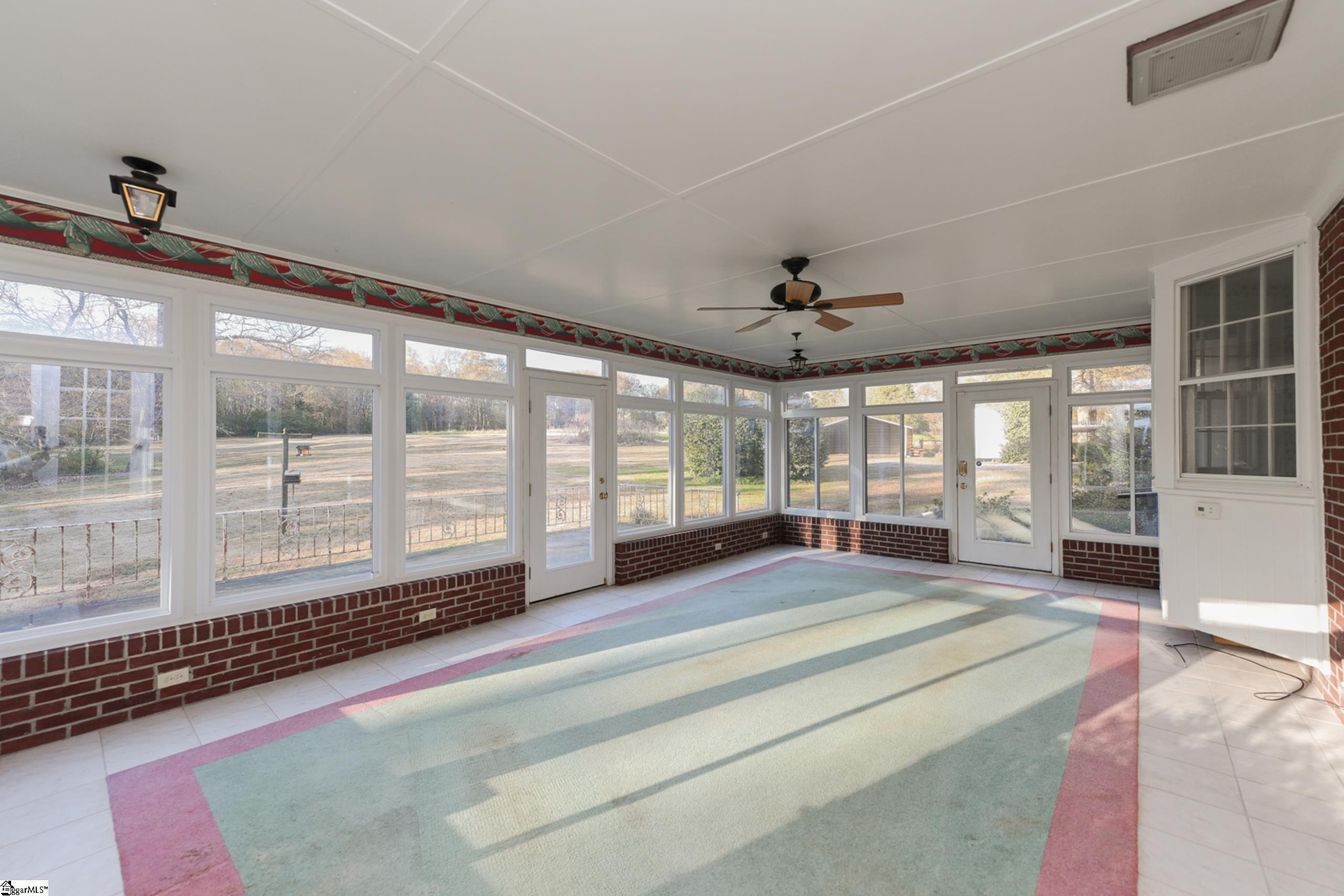 501 Garrison Road Simpsonville, SC 29681 - Photo 13 of 32 Gallery Image 13