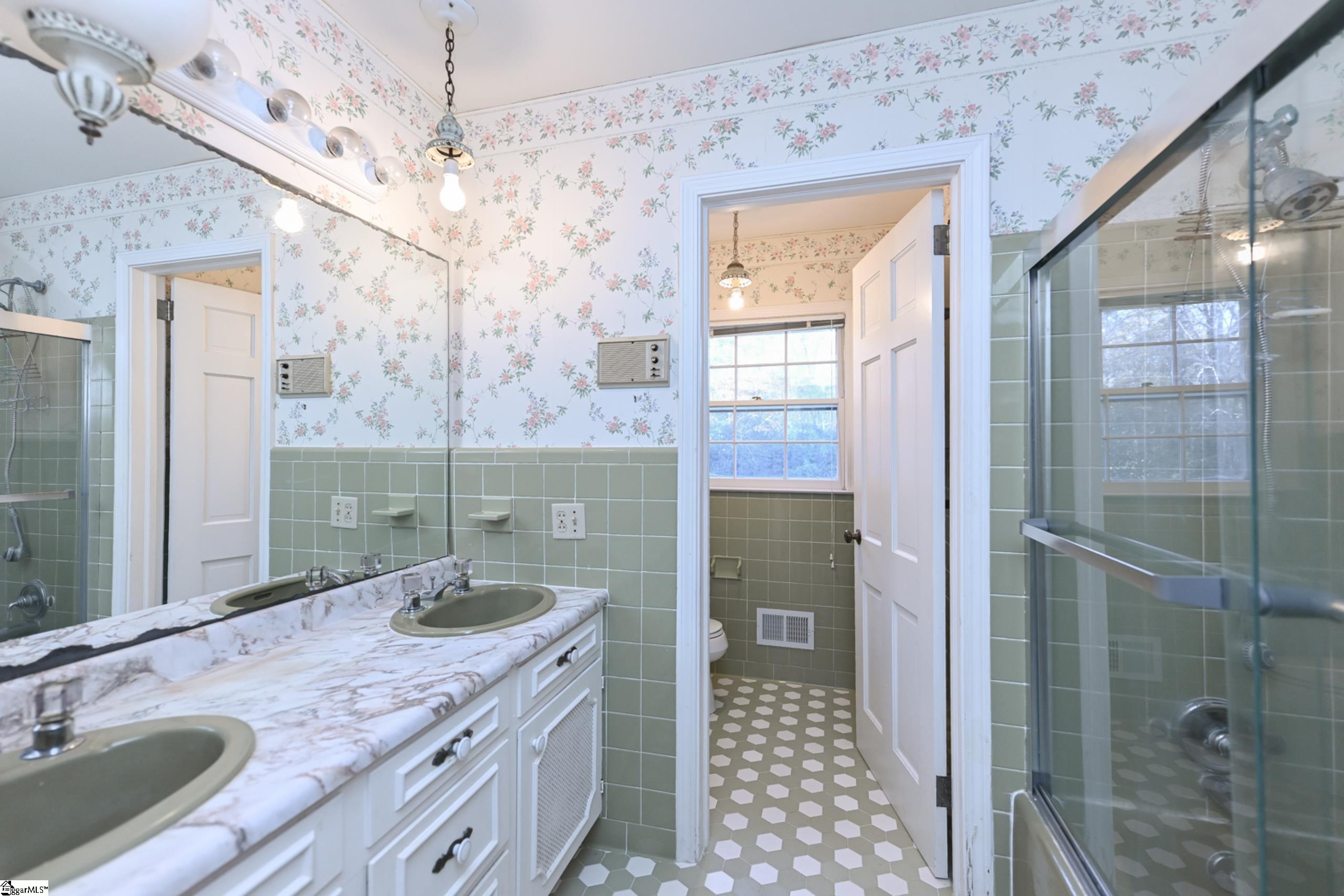 501 Garrison Road Simpsonville, SC 29681 - Photo 18 of 32 Gallery Image 18