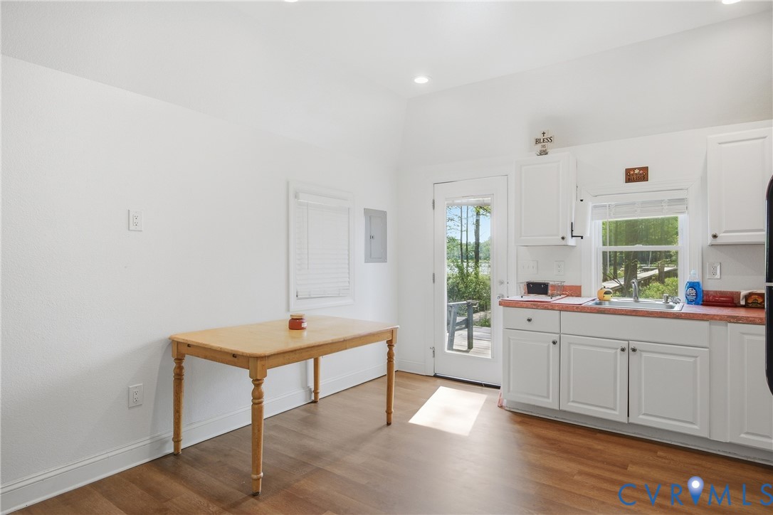 8400 Hicks Island Road Lanexa, VA 23089 - Photo 4 of 24