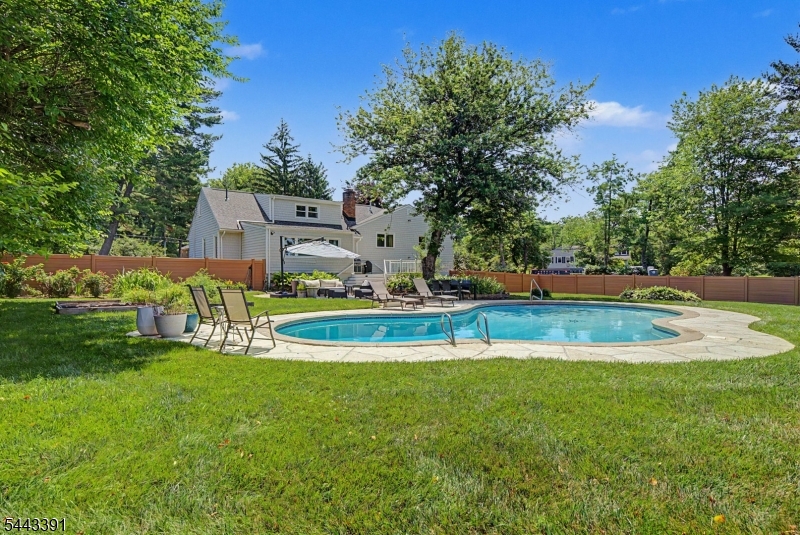 6 Coventry Road Livingston, NJ 07039 - Photo 30 of 37