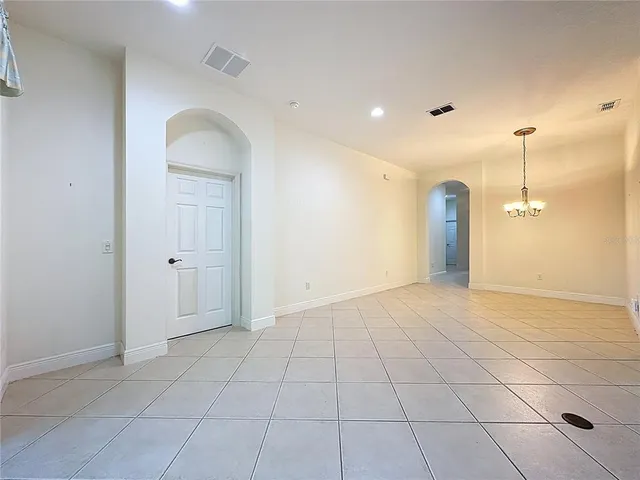 $350,000 | 101 Flame Vine Way, Groveland, FL 34736