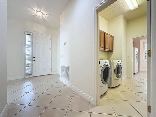 $350,000 | 101 Flame Vine Way, Groveland, FL 34736