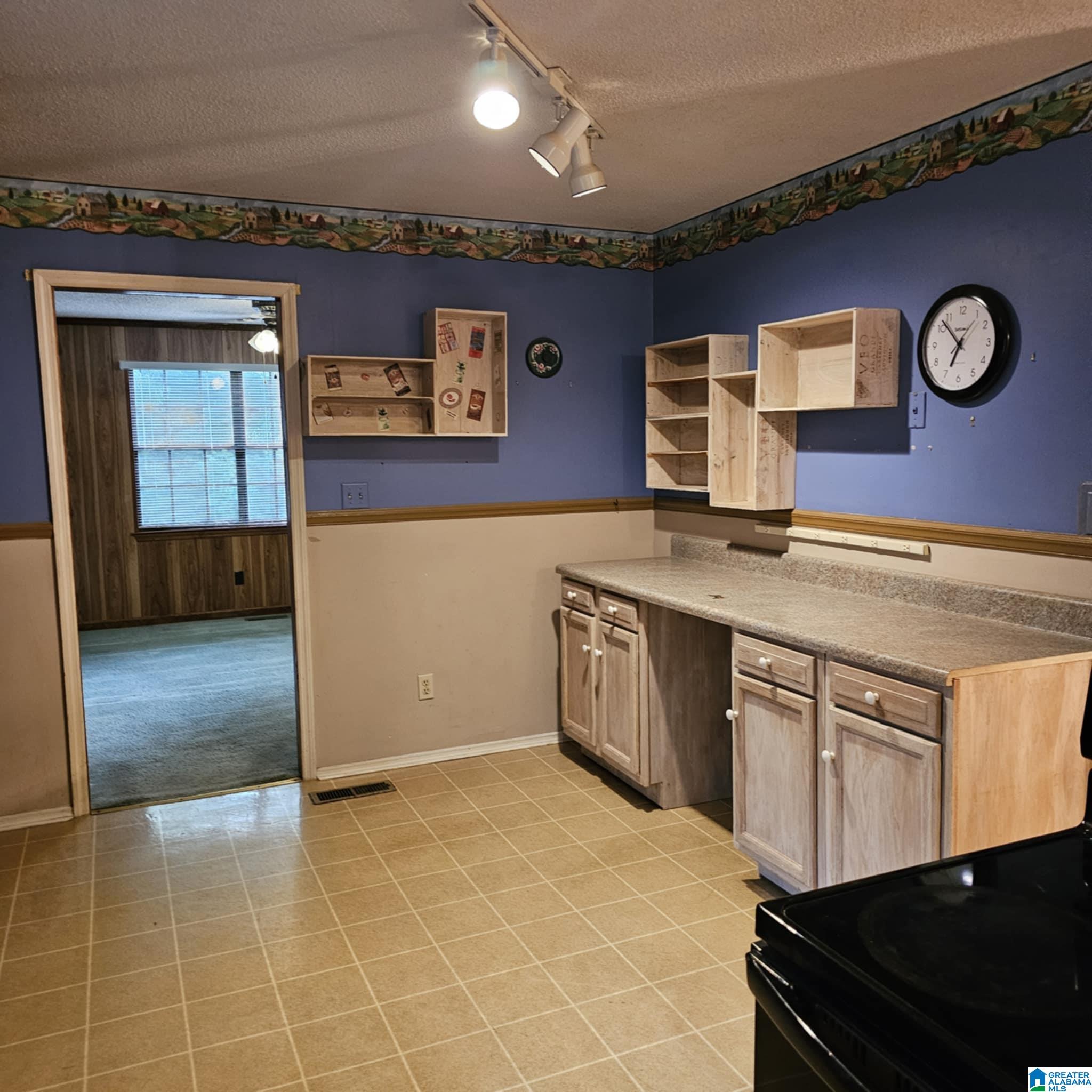 912 Clark Mountain Road North Bessemer, AL 35023 - Photo 11 of 13