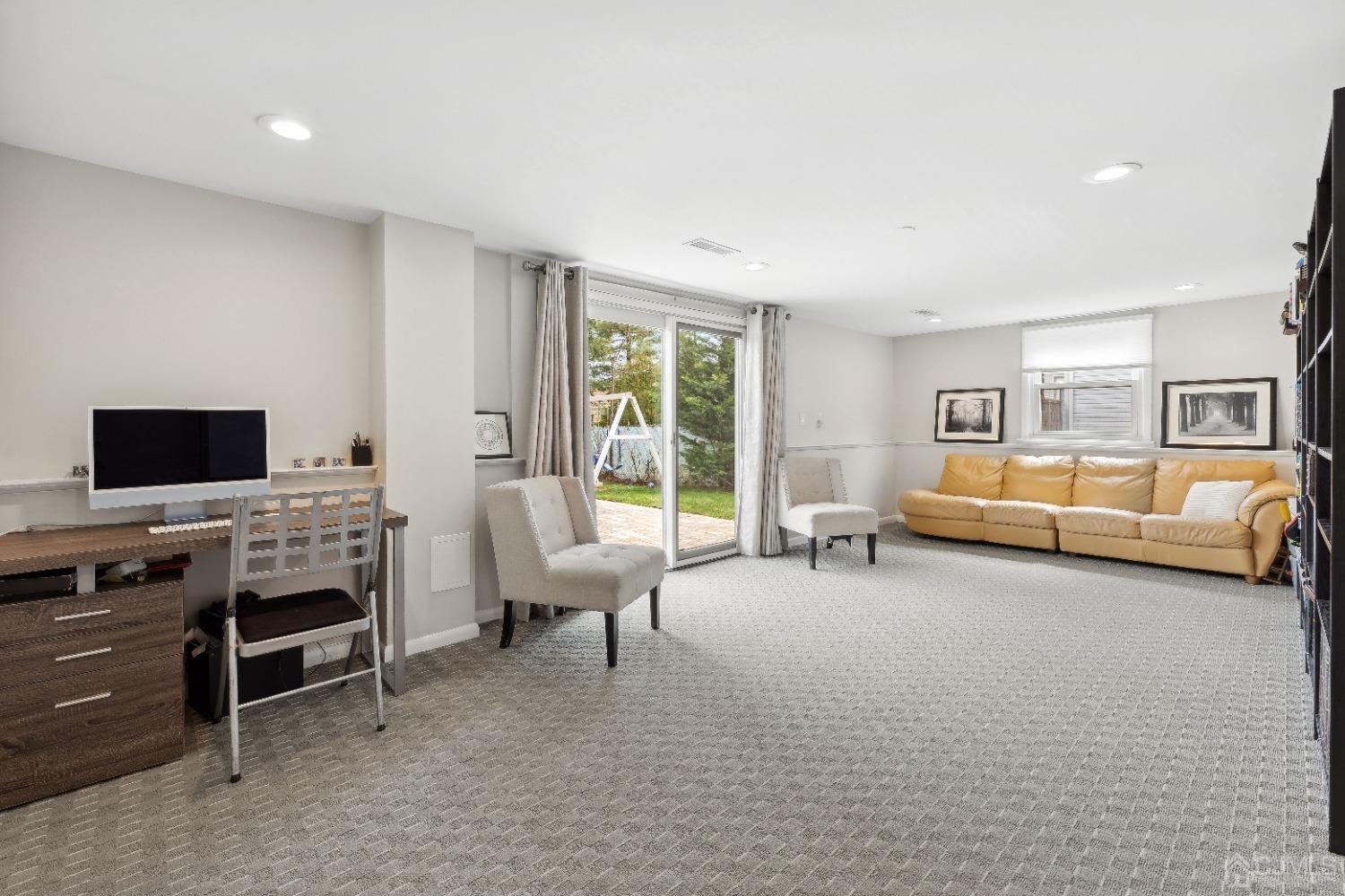 17 Ryan Road Edison, NJ 08817 - Photo 15 of 22 Gallery Image 15