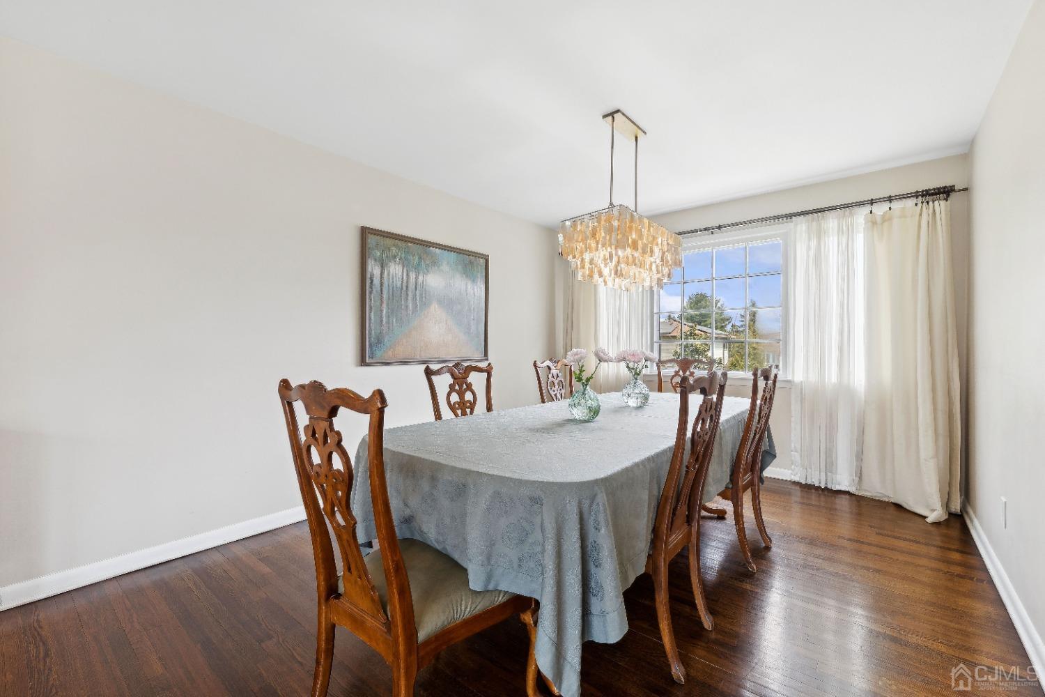 17 Ryan Road Edison, NJ 08817 - Photo 5 of 22 Gallery Image 5
