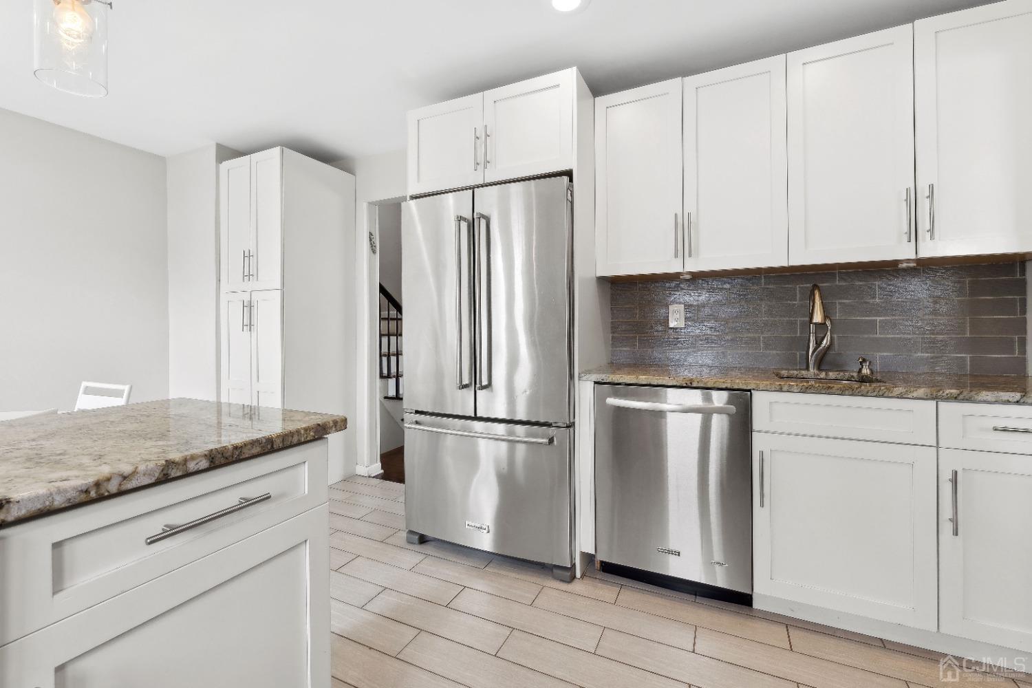 17 Ryan Road Edison, NJ 08817 - Photo 8 of 22 Gallery Image 8