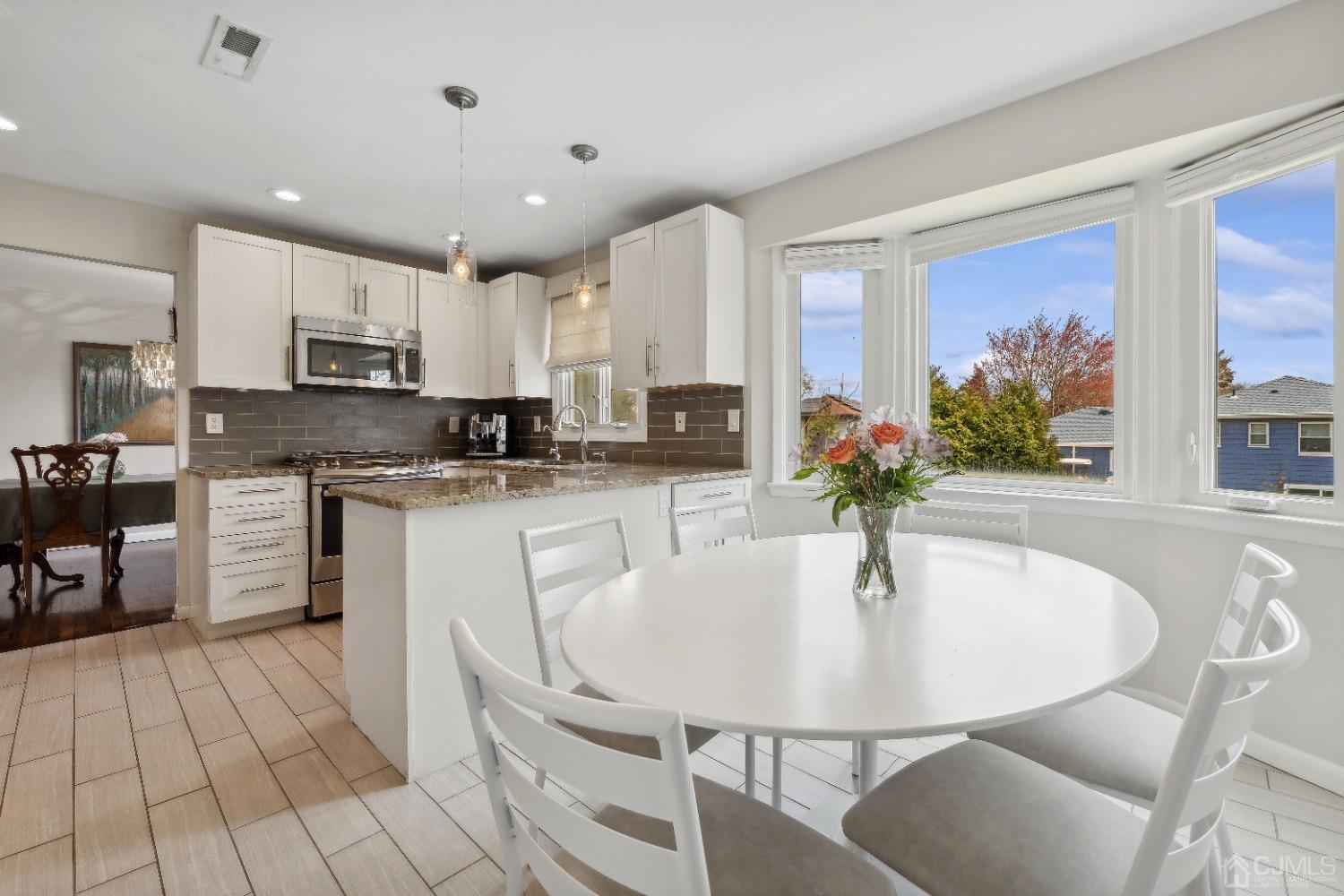 17 Ryan Road Edison, NJ 08817 - Photo 9 of 22 Gallery Image 9