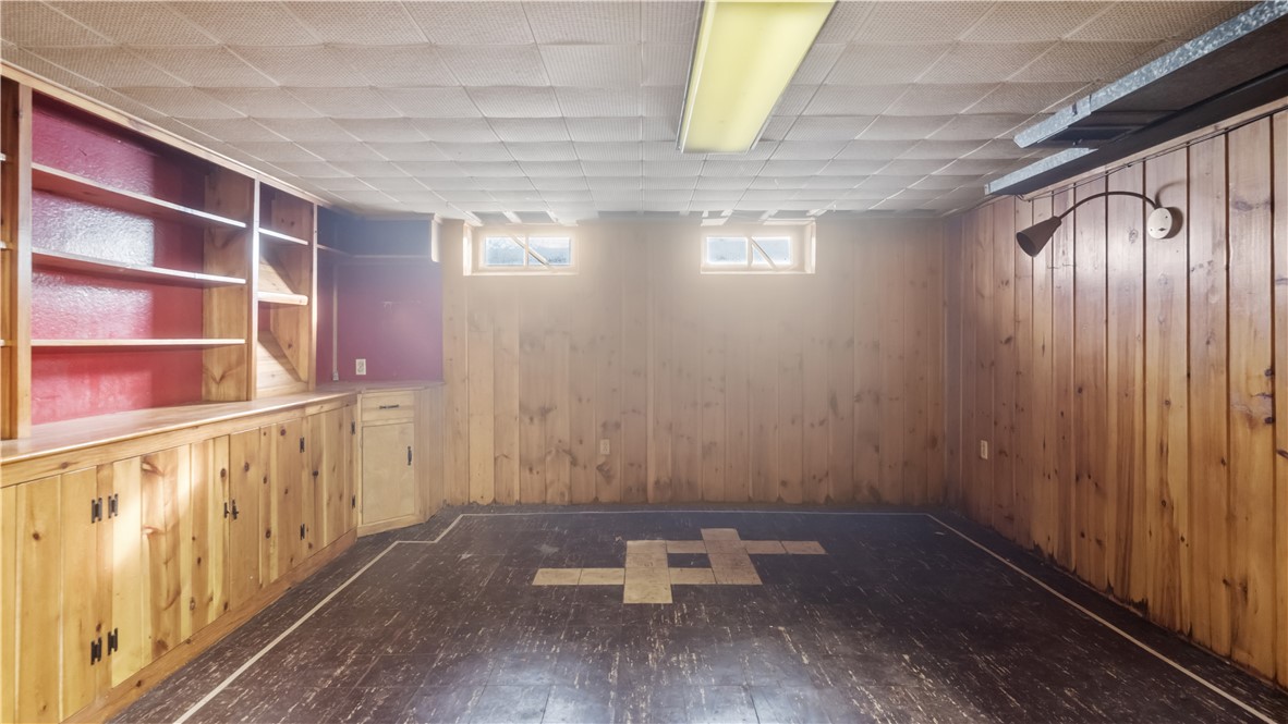 24 Elm Circle Cranston, RI 02920 - Photo 14 of 22