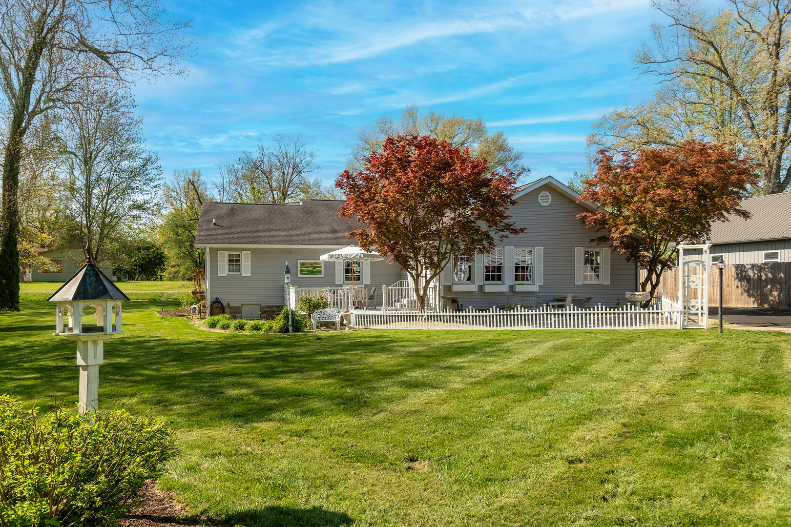 370 Woodlake Road Eldorado, IL 62930 - Photo 8 of 35