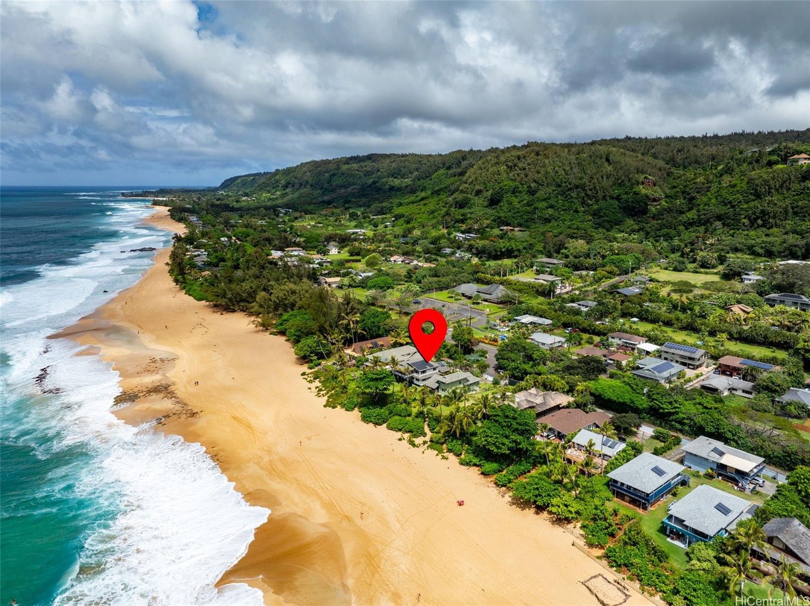 59-535 Ke Iki Road, Unit A Haleiwa, HI 96712 - Photo 2 of 25 a view of a city