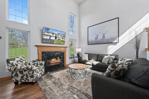 $324,999 | 1626 Woodland Drive, Unit 1262, Geneva, WI 53147