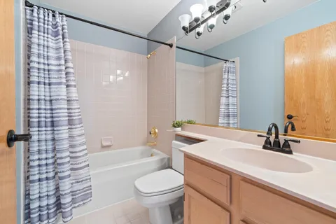 $324,999 | 1626 Woodland Drive, Unit 1262, Geneva, WI 53147